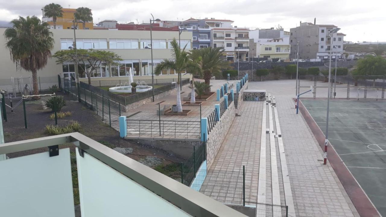 Apartamentos Tenerife Sur Guargacho Exterior photo